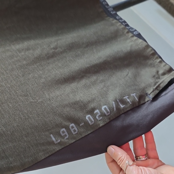 Lululemon Men's License to Train Tank - Picture 2 of 7